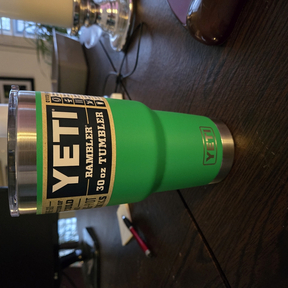 YETI Rambler 30 oz Tumbler - Green